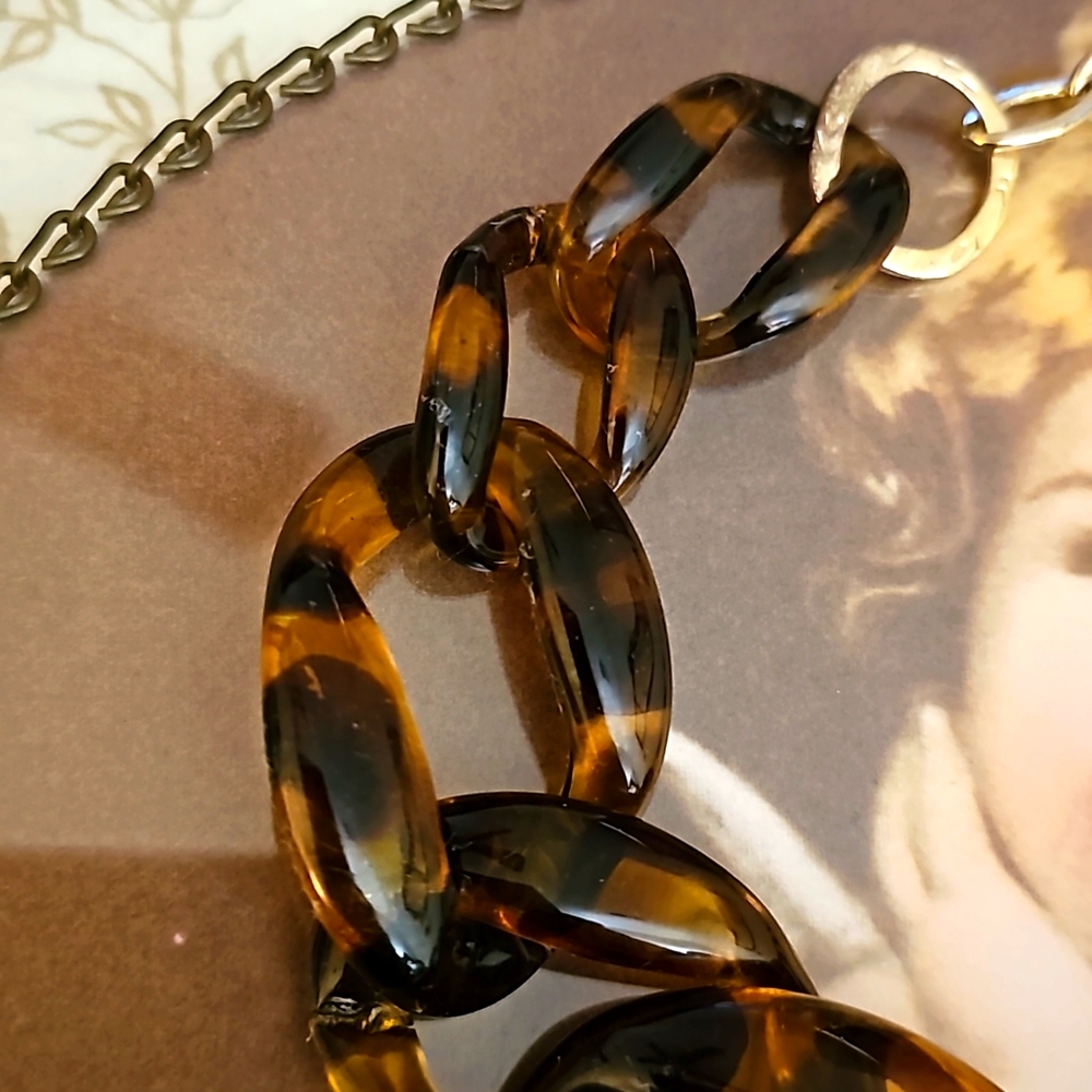***Statement Tortoise Shell Necklace - image 3